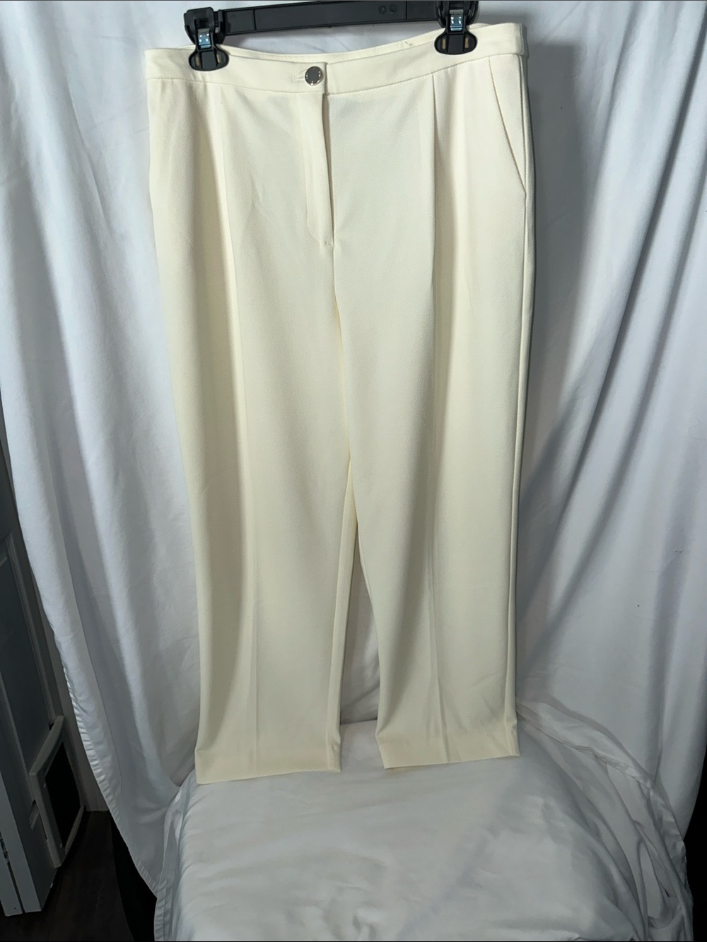 Anne Klein Cream Straight-Leg Dress Pants